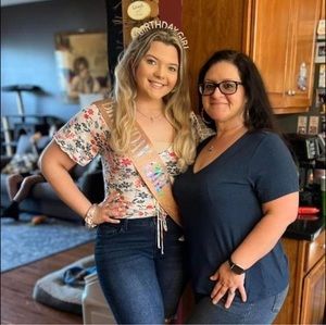 Meet your Posher, Rose